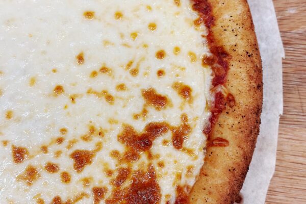 gluten free cheese pizzs